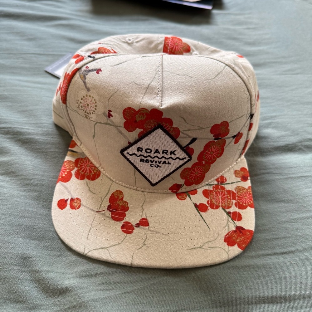 NWT Roark Revival camp Tokyo SnapBack hat